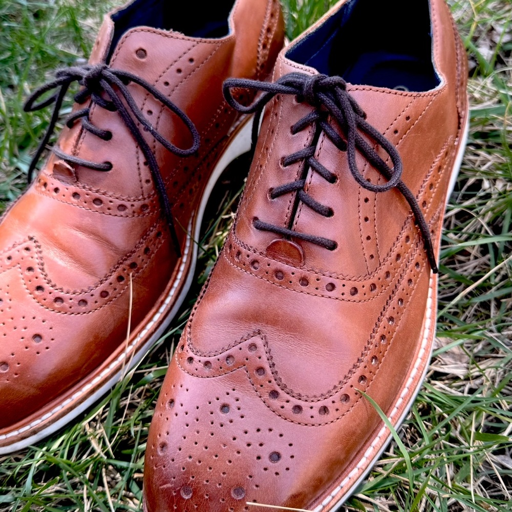 Classic Brown Leather Men's Brogues